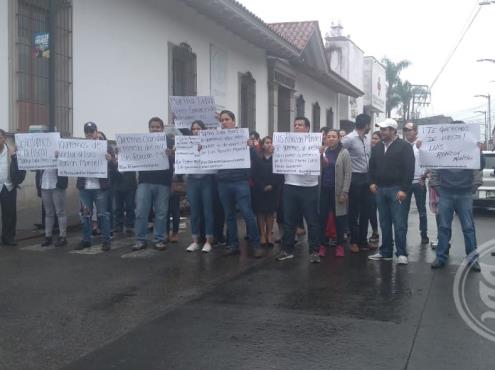 Con bloqueo exigen a FGE en Córdoba encontrar a Luis
