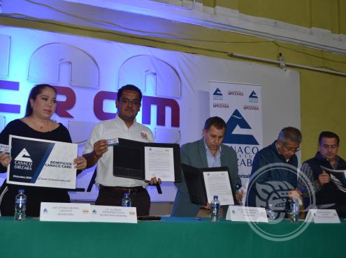 Firman CROM y Canaco Orizaba convenio de colaboración