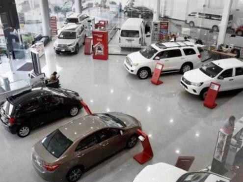 Contracción económica pega a distribuidores de autos en Veracruz
