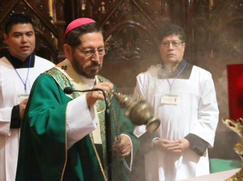 Arremete Iglesia contra falta de medicamentos en Veracruz
