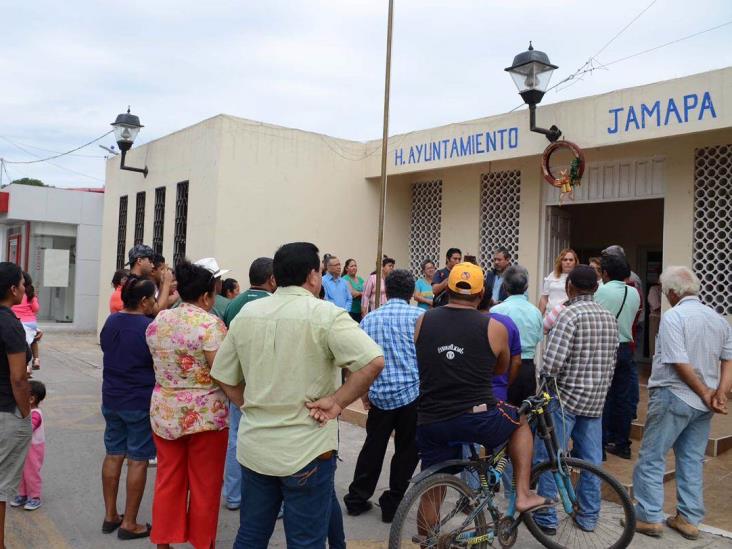 Otorgan amparo a extesorera de Jamapa, señalada por peculado