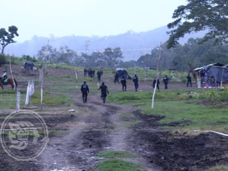 Desalojan a familias de predio cercano a El Tajín