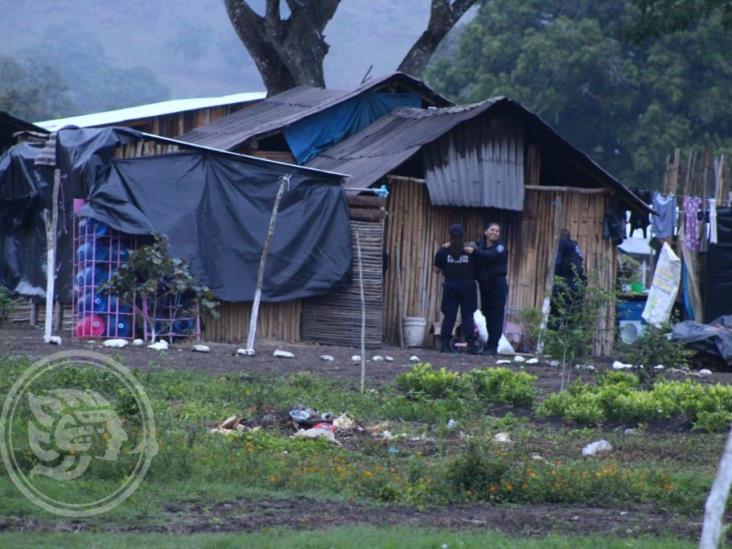 Desalojan a familias de predio cercano a El Tajín