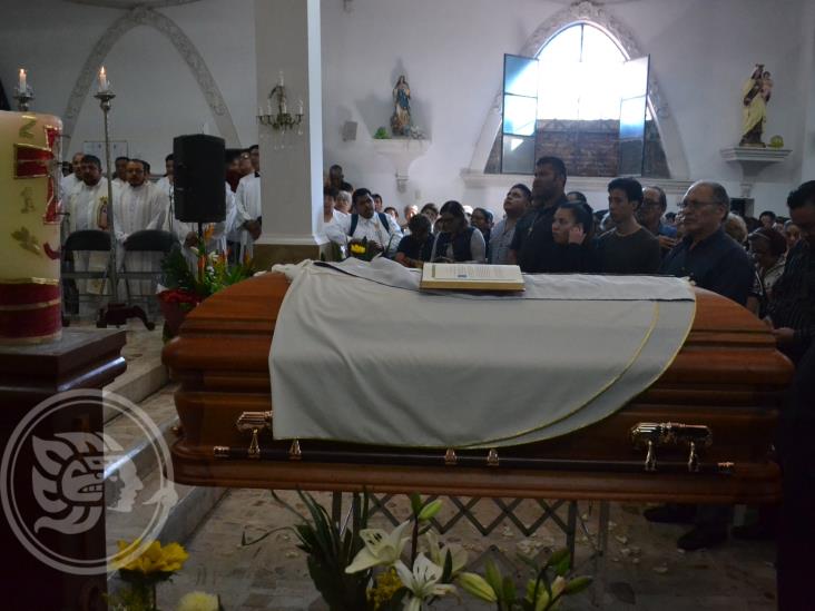 Despiden en Orizaba al padre Herminio Zárate