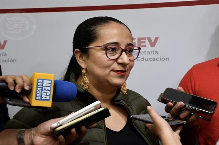 Dice Xóchitl Arbesú que con su pifia promovió playas de Veracruz