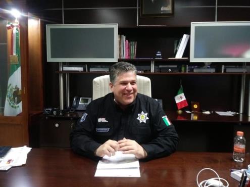 Reconoce Hugo Gutiérrez labor de policías veracruzanos ante contingencia