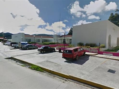 Denuncia personal de hospital de Tlaquilpa a compañera por irregularidades