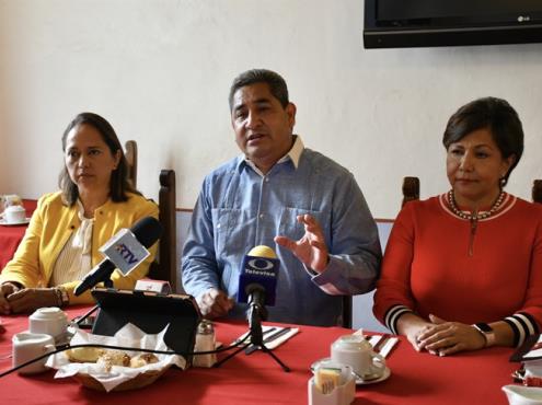 Nuevo sindicato busca agremiar a 10 mil maestros federales de Veracruz