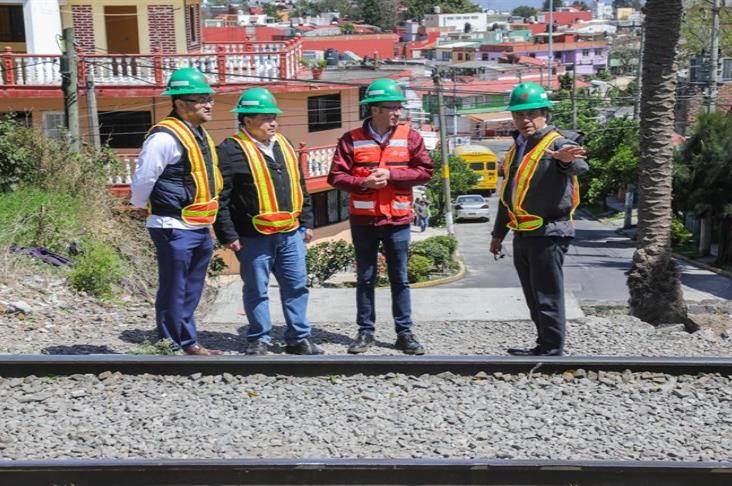 Designa Cuitláhuac comité para ejecutar proyecto del Tren Ligero de Xalapa