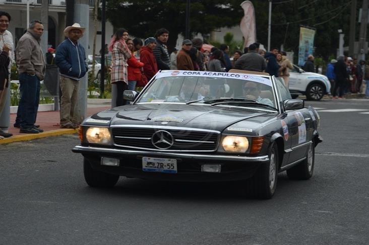 Pilotos del Rally del Golfo hacen escala en Nogales