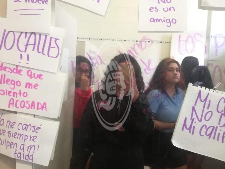 Estudiantes de Colegio de Bachilleres de Veracruz y del CETMAR alzan la voz en contra de acoso sexual