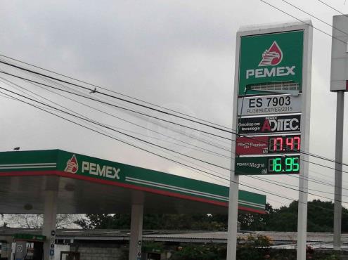 Precio de la gasolina en Tuxpan se reduce