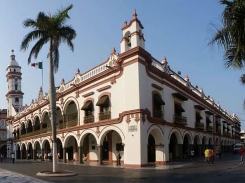 El 30% de los empleados municipales en Veracruz trabajarán desde su casa
