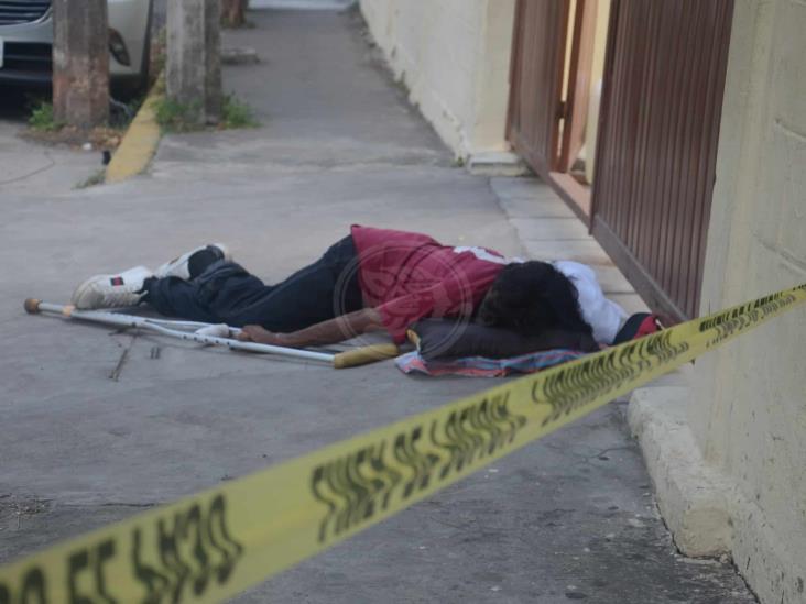 Fallece hombre en calles de Veracruz