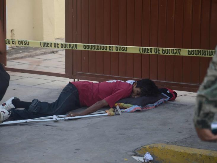 Fallece hombre en calles de Veracruz