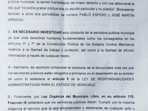 Denuncian a servidora pública en Poza Rica por agresión