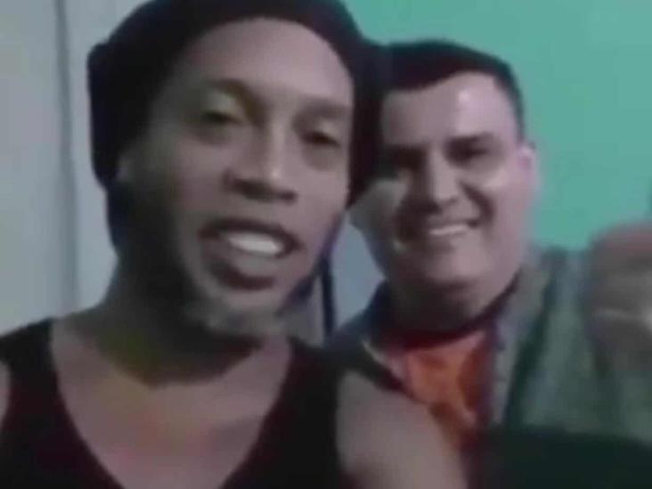Ronaldinho manda mensaje tras un mes de prisión
