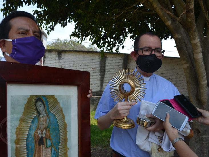 Sacerdotes bendicen a Córdoba y Orizaba desde helicóptero