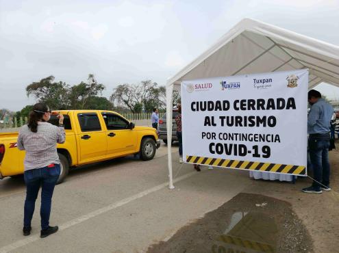 Ordena Gobierno de Veracruz a Alcalde de Tuxpan retirar retenes