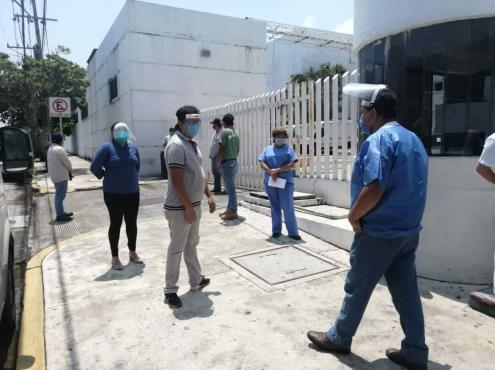 Regresa a labores personal de Salud en Veracruz no clasificado como de riesgo