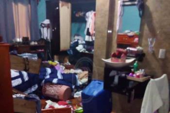 Comando armado irrumpió y saqueó un domicilio en Sayula de Alemán

