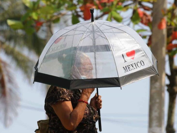 Intenso calor alcanza los 46 grados en Coatzacoalcos