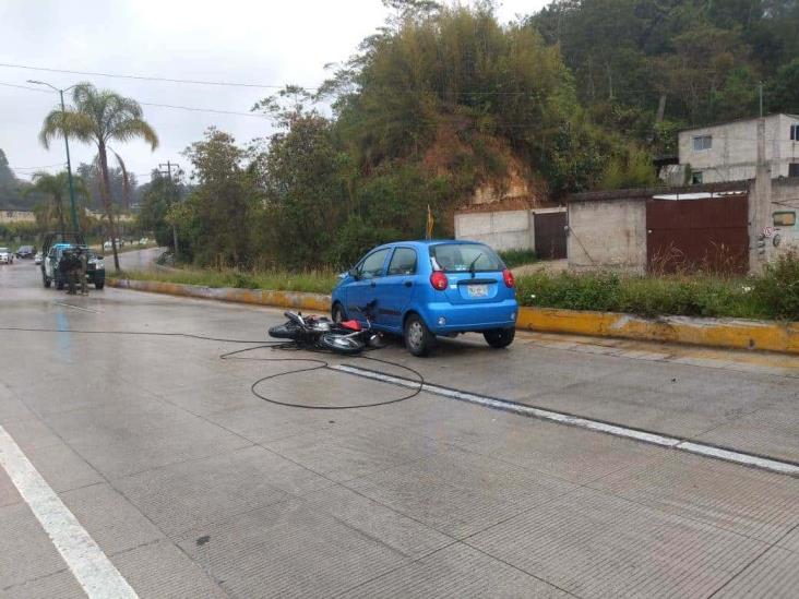 Se registra accidente en carretera estatal Xalapa-Coatepec; deja una persona herida