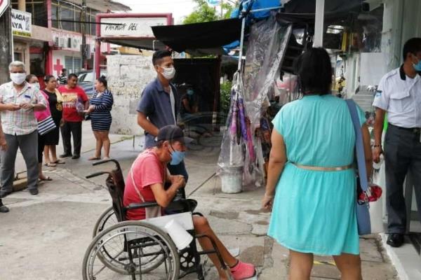 Personas en situación de calles en Agua Dulce,  desamparados en contingencia