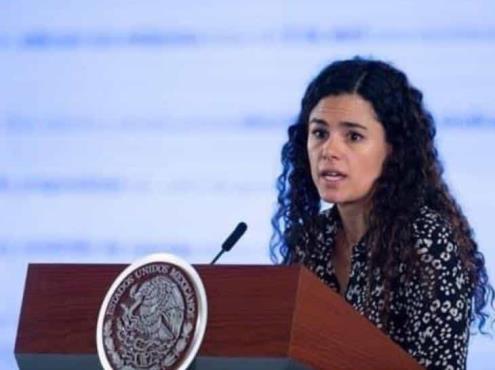 Evalúan regulación de ‘home office’ en Congreso: Luisa María Alcalde