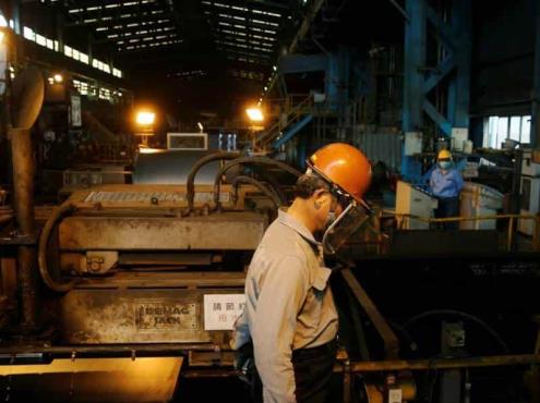 Producción industrial en México cae un 9% anual en agosto