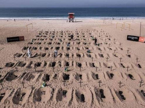 Cavan tumbas en playa de Río de Janeiro como protesta contra Bolsonaro
