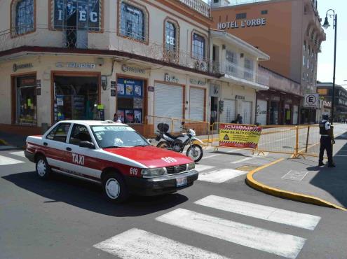 Para taxistas de Orizaba, obligatorio usar cubrebocas