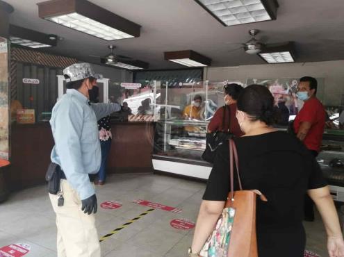 Día del Padre reactiva demanda de pastelerías en Coatzacoalcos
