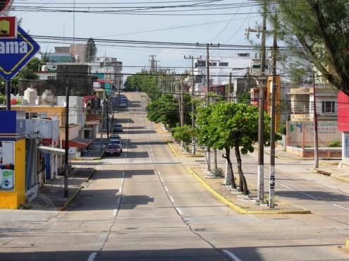 Continuará cierre de vialidades en Coatzacoalcos debido a Semáforo Rojo