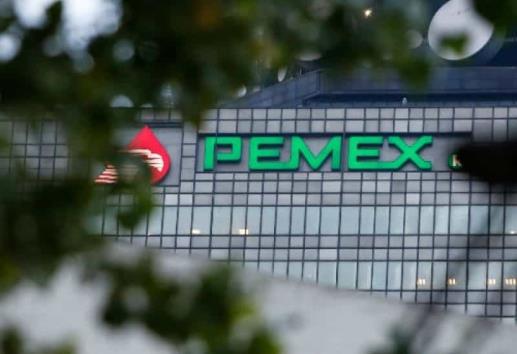 Pemex reporta ligera baja de deuda financiera por apoyo de Gobierno de AMLO