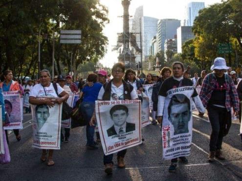 Detienen a dos policías acusados de tortura en caso Iguala
