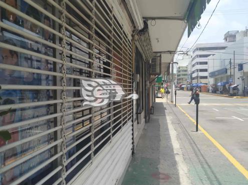 Han cerrado 30 % de negocios en Poza Rica por pandemia