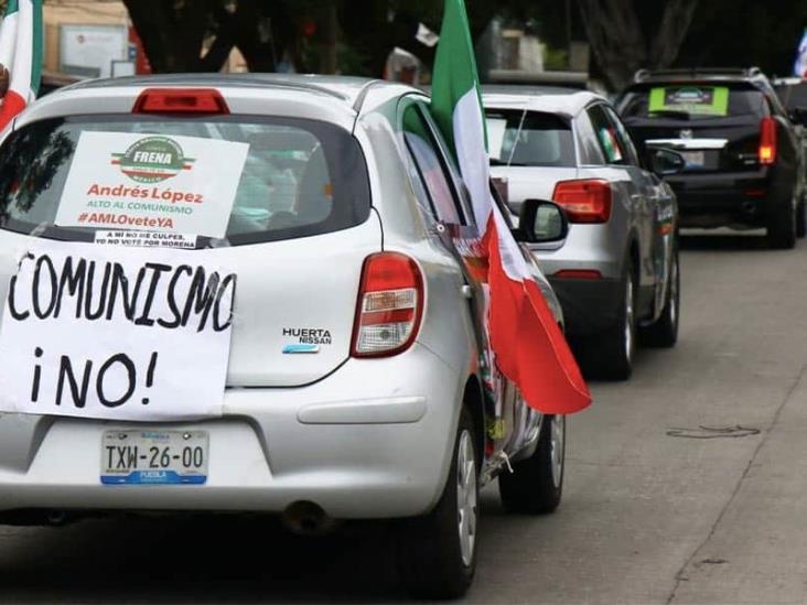 Deslucida protesta anti AMLO en Xalapa