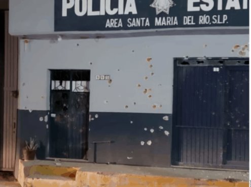 Atacan sicarios del CJNG sede de la policía estatal en San Luis Potosí