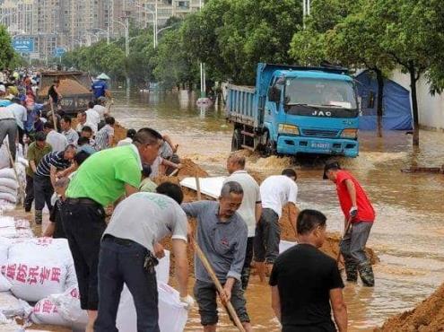 Más de 140 muertos o desaparecidos por inundaciones en China
