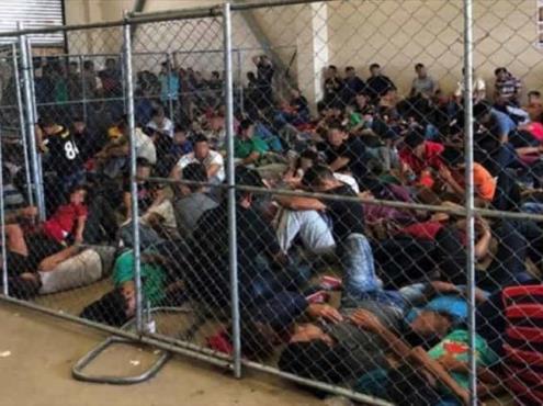 Dan positivo a Covid-19 930 empleados de centros de detención de inmigrantes