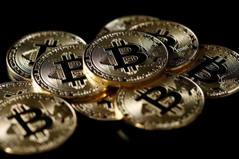 Bitcoin supera los 60 mil dólares por primera vez en la historia