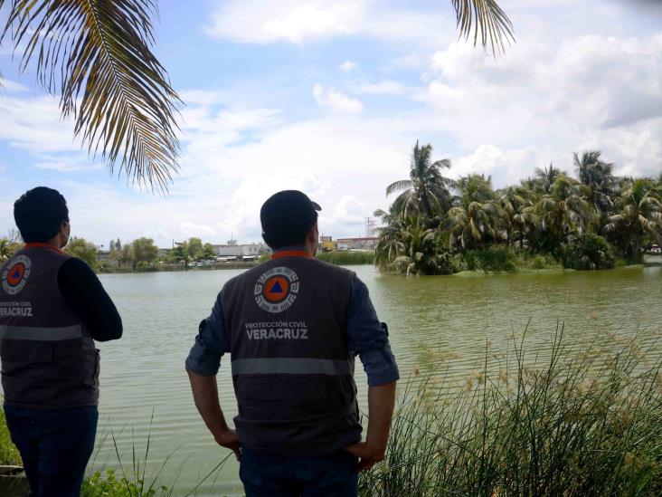 Rescatan a adolescente que se lanzó a Laguna Malibrán