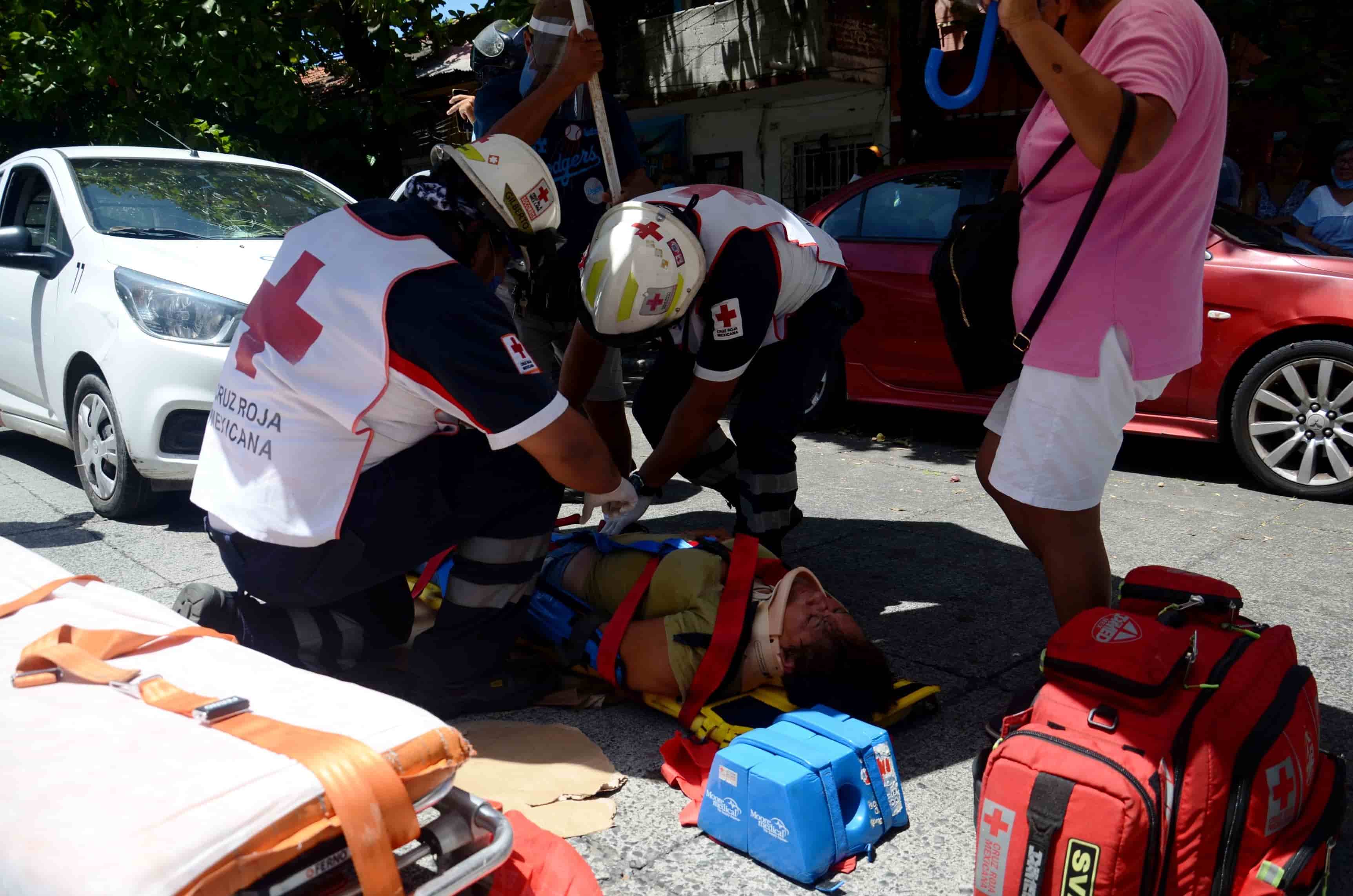 Mujer Intenta Cruzar La Calle Y Resulta Lesionada Tras Ser Atropellada