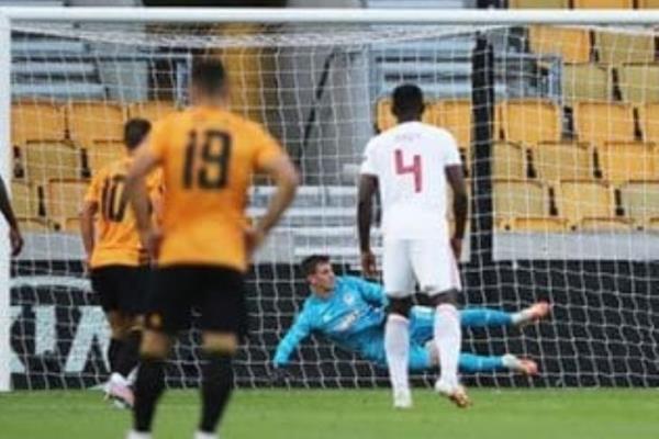 Raúl Jiménez vuelve a anotar gol con Wolverhampton