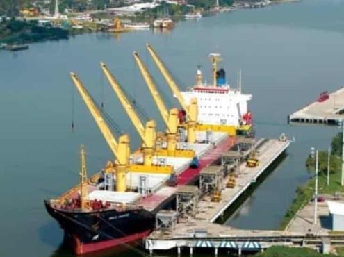 Pemex pierde amparo; puerto de Tuxpan le cierra muelle de descarga