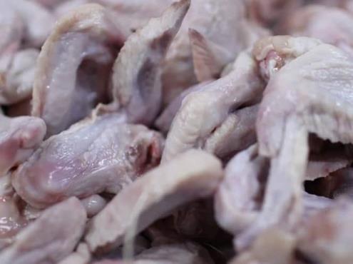 Alerta  por alitas de pollo de Brasil con coronavirus