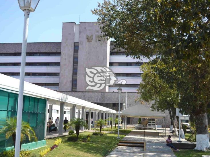 IMSS-Sur podría reconvertir  hospitales ante repunte de Covid en Veracruz