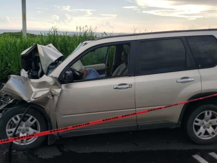 Muere conductor de camioneta en Camaronera