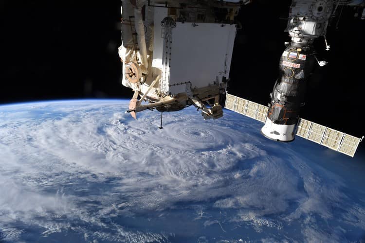 Así luce el huracán Genevieve desde la Estación Espacial Internacional